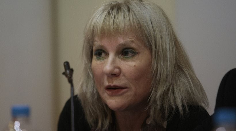 Τι απάντησε η συγγραφέας που δέχθηκε μήνυση για «υποκίνηση ισλαμοφοβική βίας»